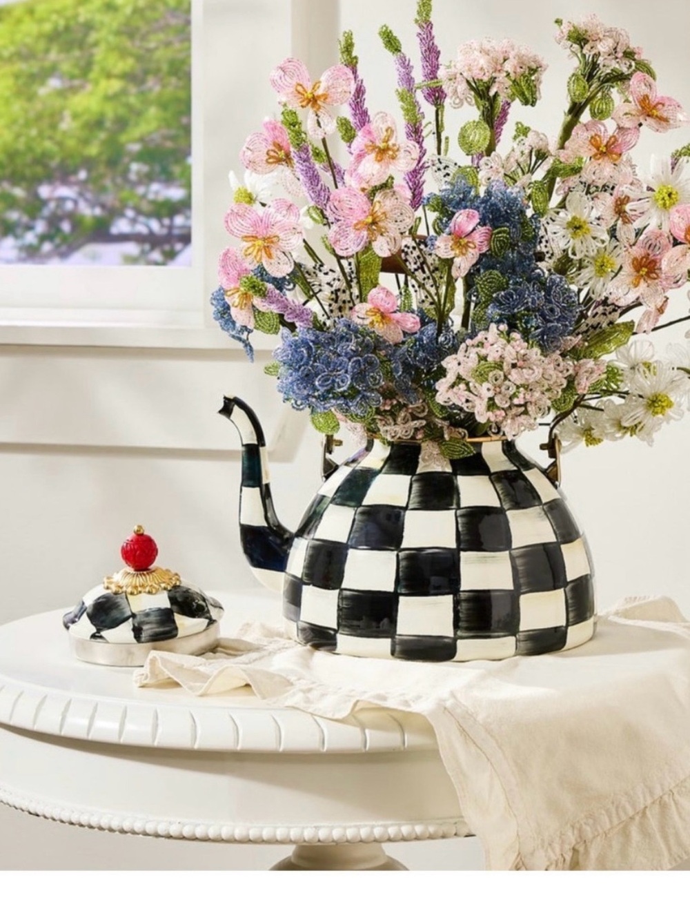 Black & White Checkered Ceramic Teapot Vase - Decorative Home Accent